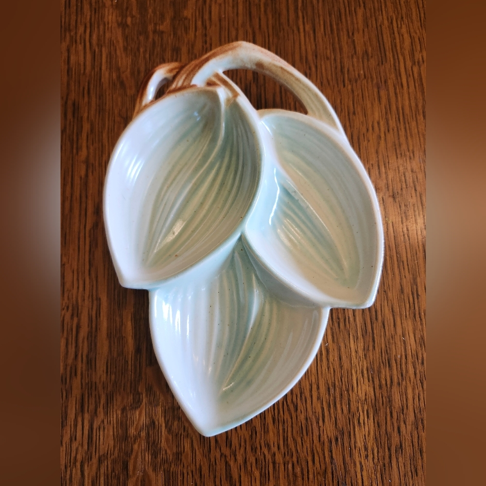 McCOY triad, triple three leaf dish (for appetizers/snacks) pottery ceramics.